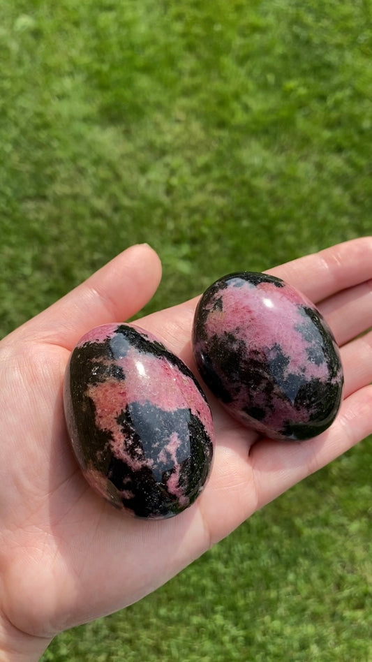 Rhodonite Palm Stone
